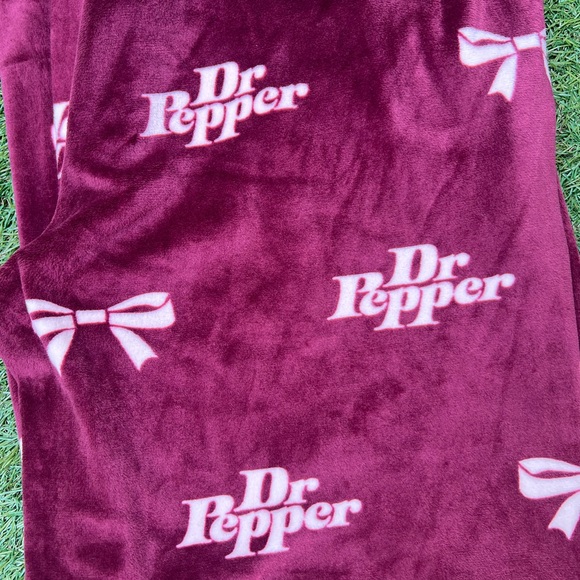 Dr. Pepper Bow velour lounge pants - Picture 4 of 5
